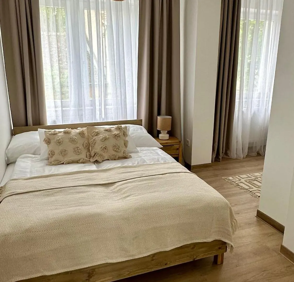 Villa Antara Segedin Daire